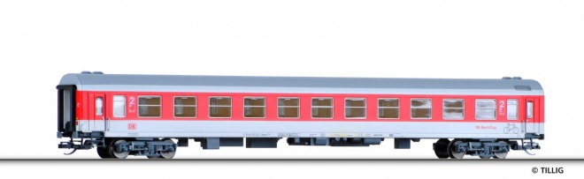 Passenger car 2nd class DB-Nachtzug<br /><a href='images/pictures/Tillig/501279.JPG' target='_blank'>Full size image</a>